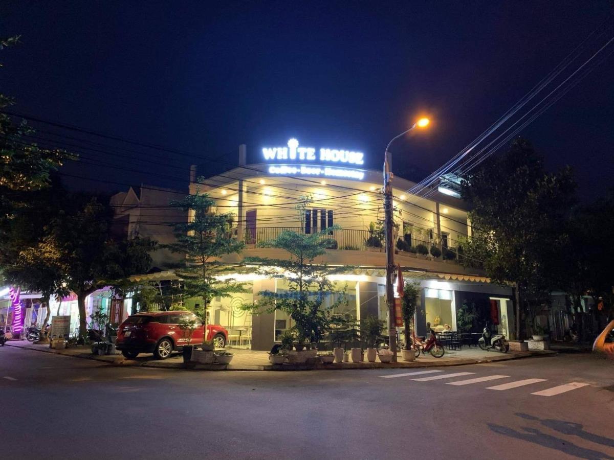 Local White House - Ecofriendly Homestay Da Nang Buitenkant foto
