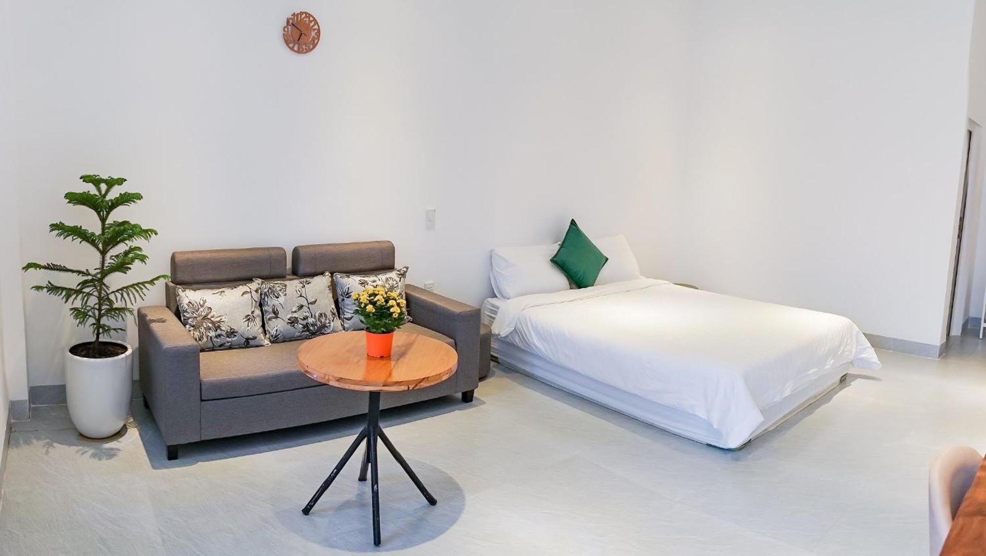 Local White House - Ecofriendly Homestay Da Nang Buitenkant foto