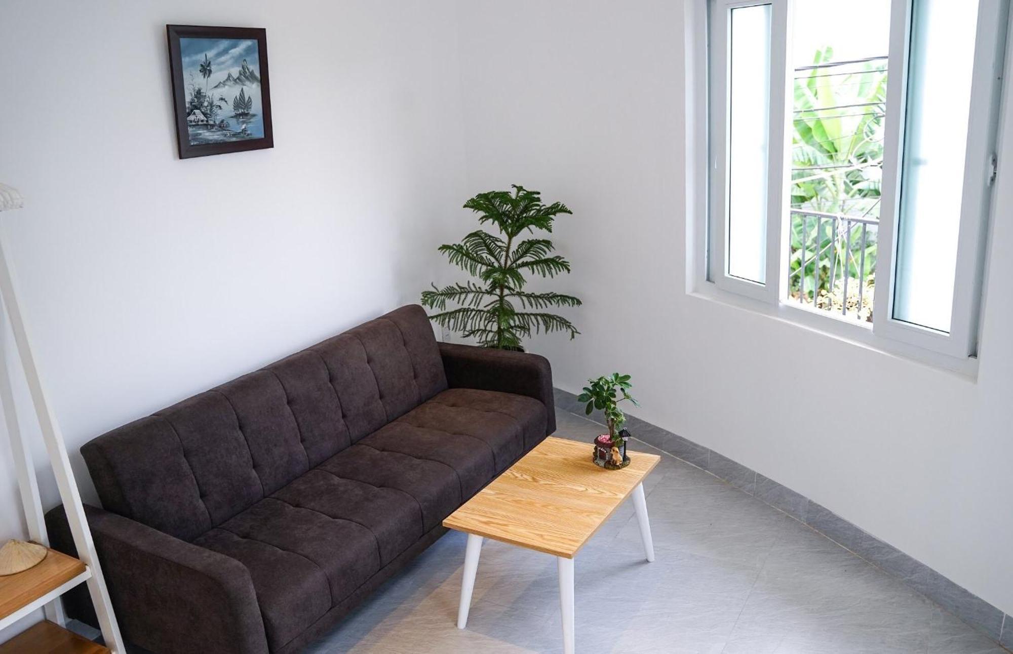 Local White House - Ecofriendly Homestay Da Nang Buitenkant foto