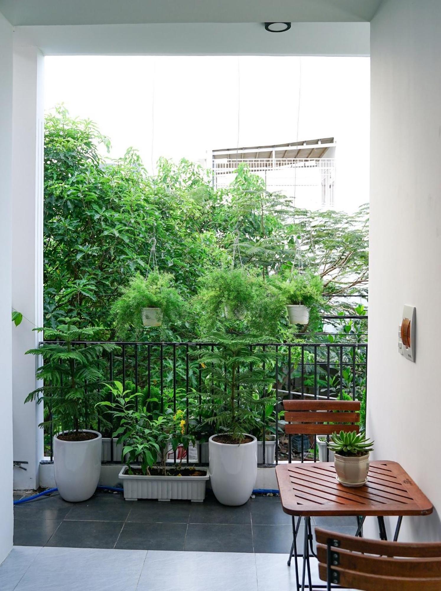 Local White House - Ecofriendly Homestay Da Nang Buitenkant foto