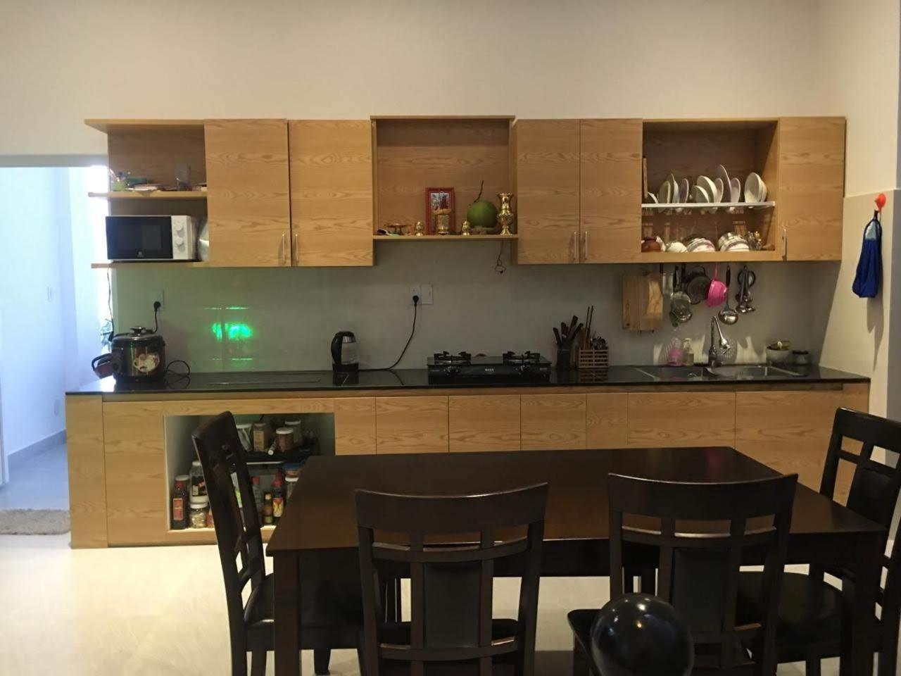Local White House - Ecofriendly Homestay Da Nang Buitenkant foto