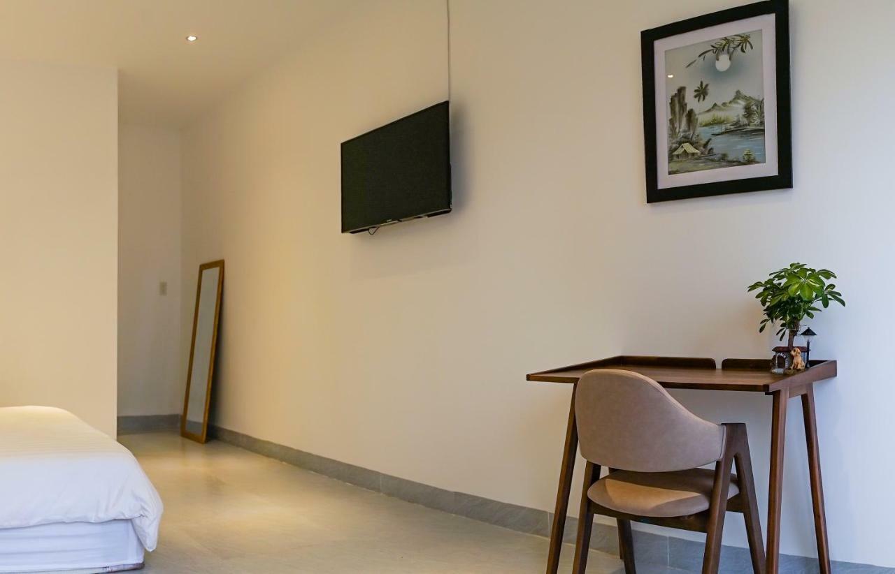 Local White House - Ecofriendly Homestay Da Nang Buitenkant foto
